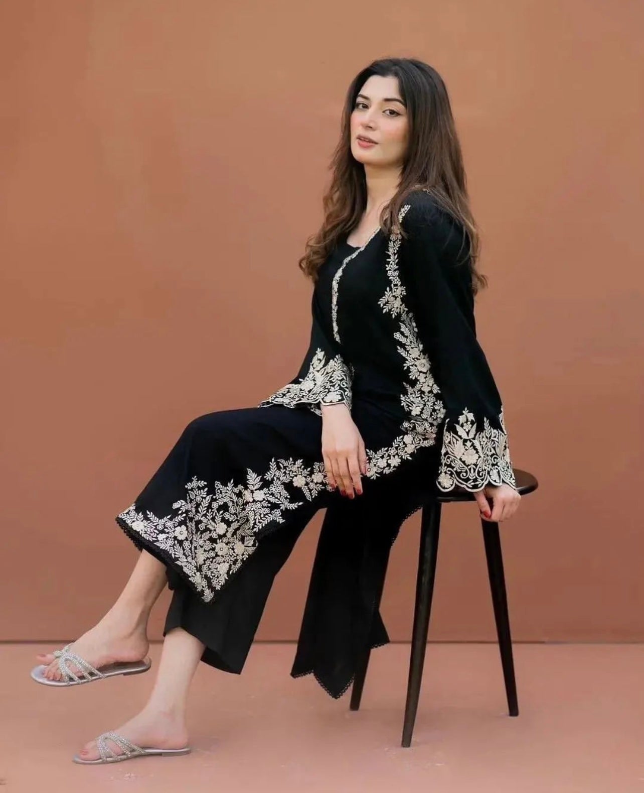 Black Eyed - 2 Piece Suit