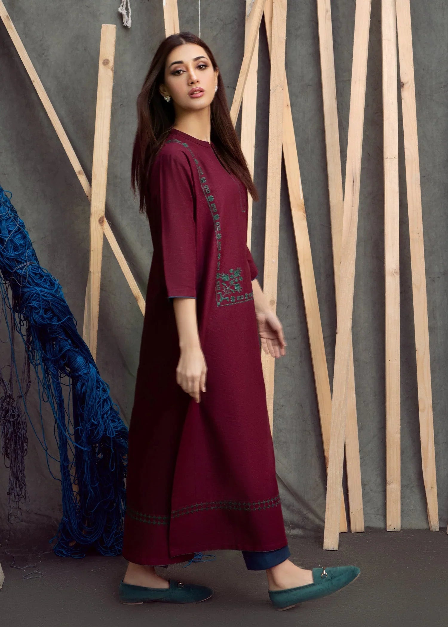 Sawera  Kurti